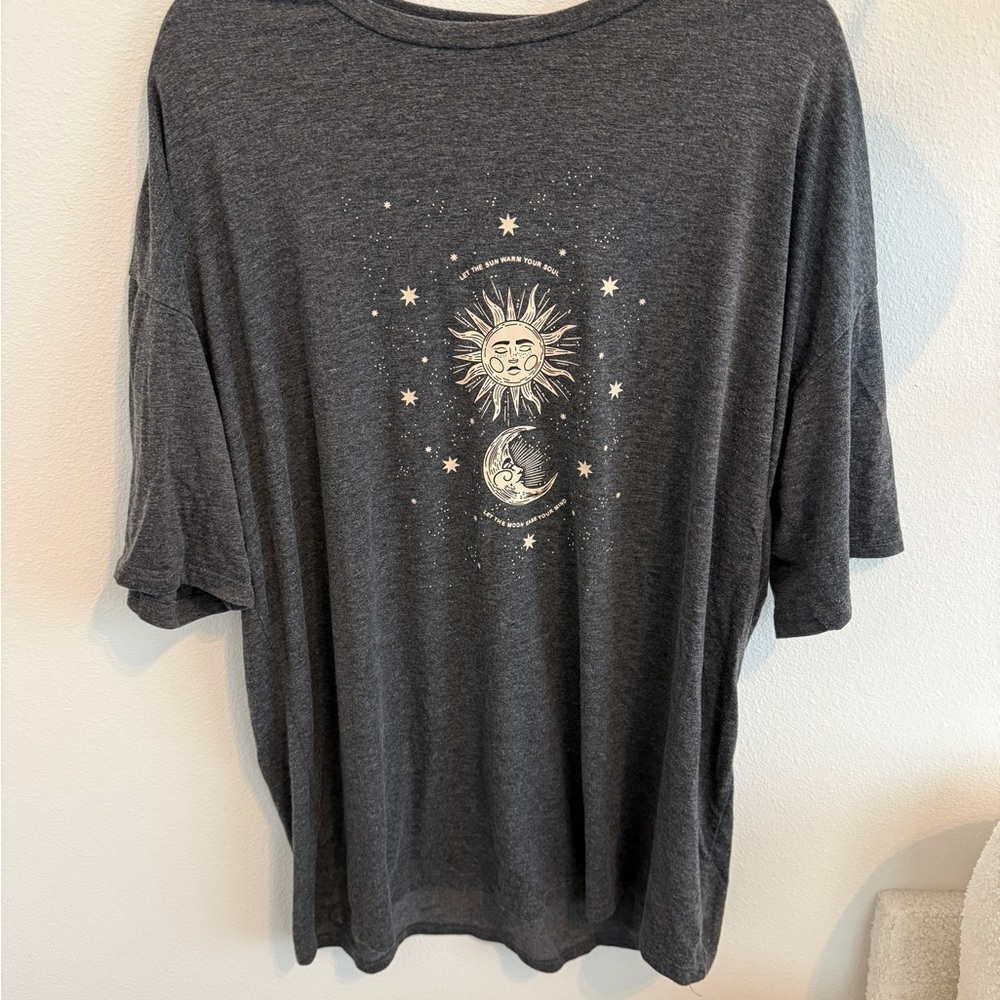 Sun and Moon Oversized Graphic Tee - Gray - Picture 2 of 3